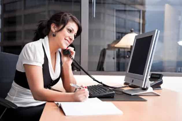 Reasons to Invest in a Professional VoIP Phone Service